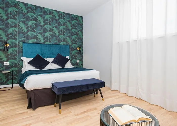 The Vista & Terrace 4*