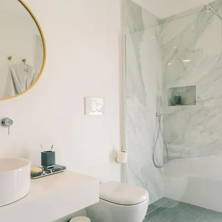 The Vista & Terrace Vendégház Róma